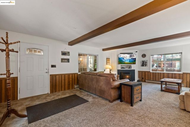 25869 Long Barn Sugar Pine Rd, Long Barn, CA 95335