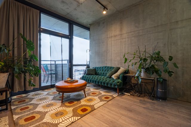 235 W Van Buren Street 1809, Chicago, IL 60607