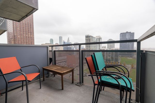 235 W Van Buren Street 1809, Chicago, IL 60607