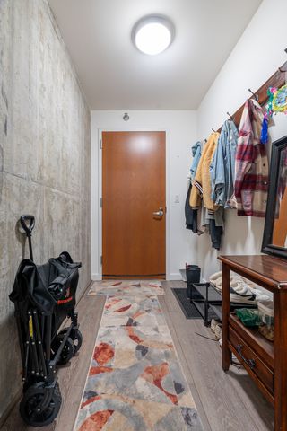 235 W Van Buren Street 1809, Chicago, IL 60607