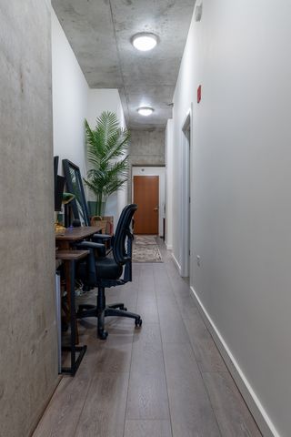 235 W Van Buren Street 1809, Chicago, IL 60607