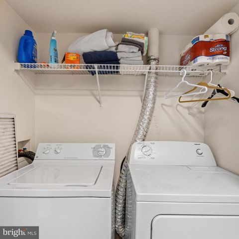 5117 DONOVAN DR, Alexandria, VA 22304