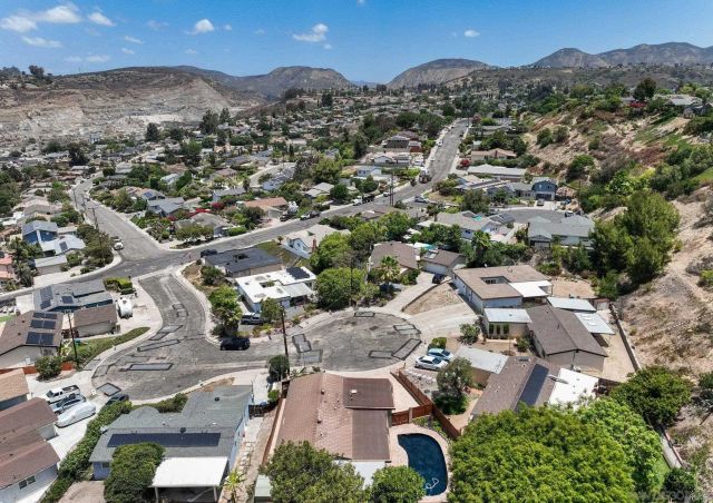 7118 Conestoga, San Diego, CA 92120