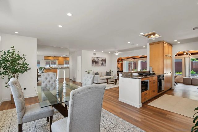 7118 Conestoga, San Diego, CA 92120