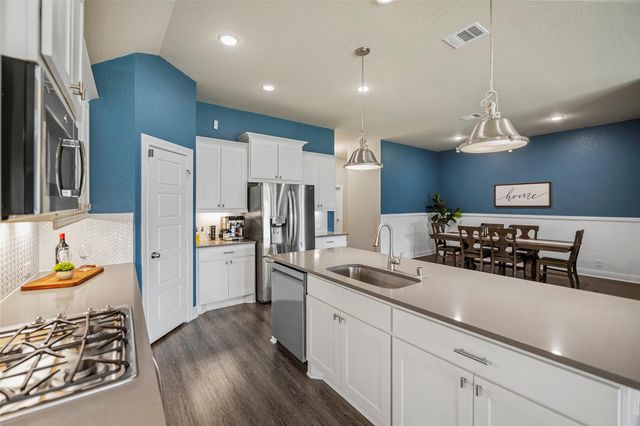 16647 Highland Country Drive, Cypress, TX 77433