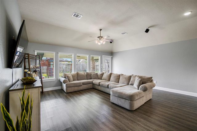 16647 Highland Country Drive, Cypress, TX 77433