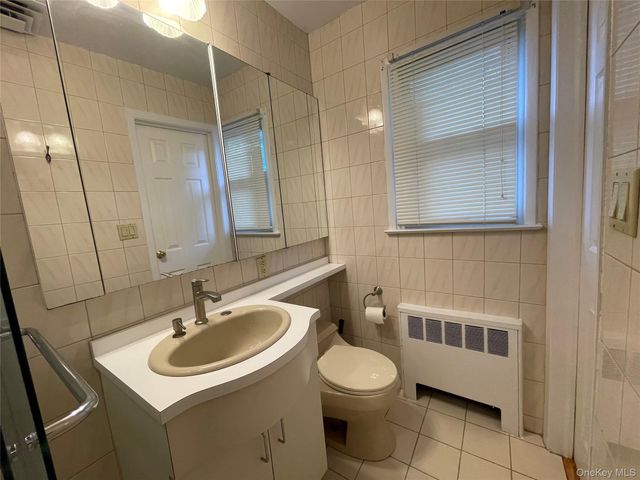6 Preston Court, Glen Cove, NY 11542