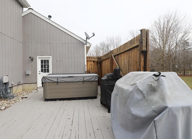 13455 Jennifer Drive, Perry Twp, MI 48872