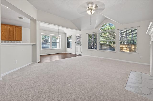 39 N Delta Mill Circle, Conroe, TX 77385