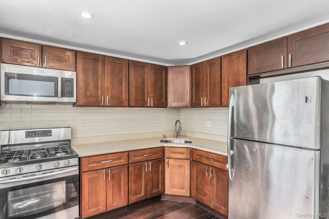 190-40 103rd Avenue, Hollis, NY 11423