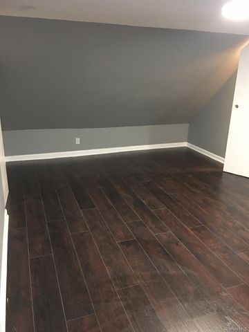 190-40 103rd Avenue, Hollis, NY 11423