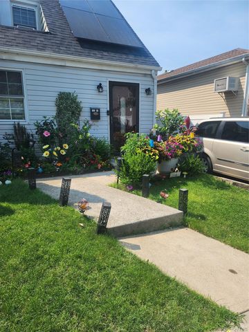 190-40 103rd Avenue, Hollis, NY 11423