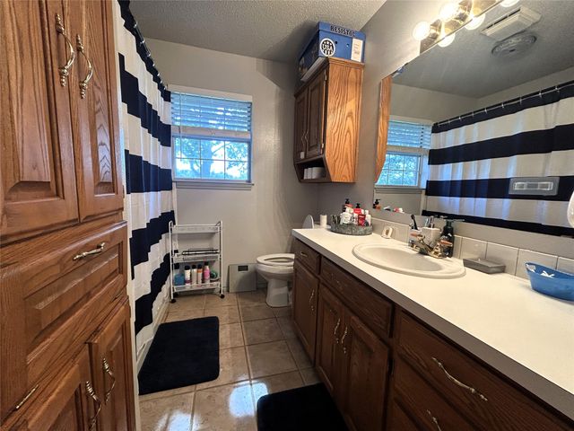 3779 Farm Road 1499, Paris, TX 75460