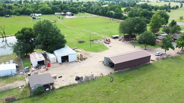 3779 Farm Road 1499, Paris, TX 75460