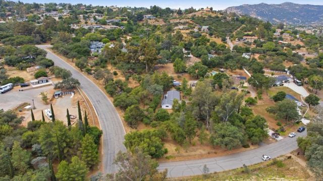 1878 Rancho Jorie, Alpine, CA 91901