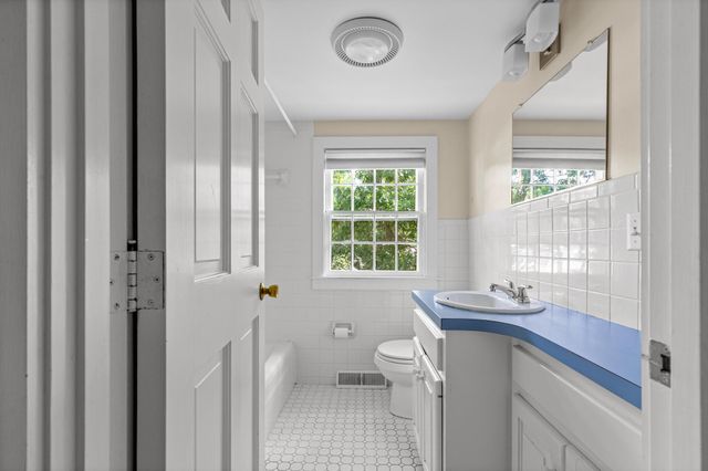 50 Ancient Way, Yarmouth Port, MA 02675
