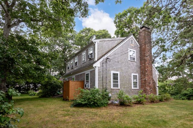 50 Ancient Way, Yarmouth Port, MA 02675
