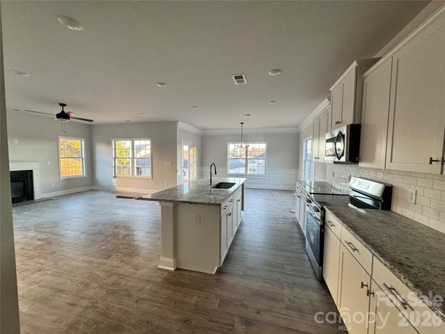 717 Inwood Hill Drive 95, Gastonia, NC 28056