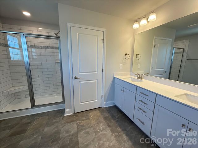 717 Inwood Hill Drive 95, Gastonia, NC 28056