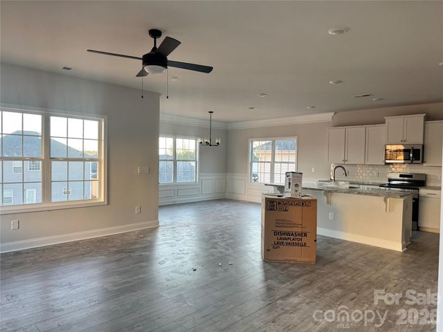 717 Inwood Hill Drive 95, Gastonia, NC 28056