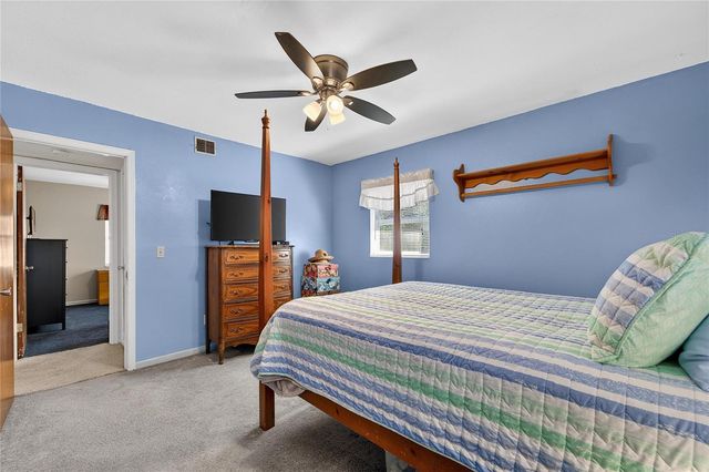 9120 MEMORIAL HIGHWAY, Tampa, FL 33615