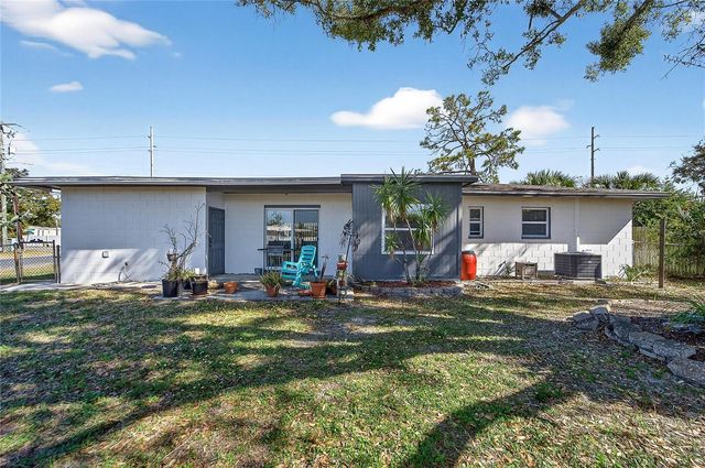 9120 MEMORIAL HIGHWAY, Tampa, FL 33615