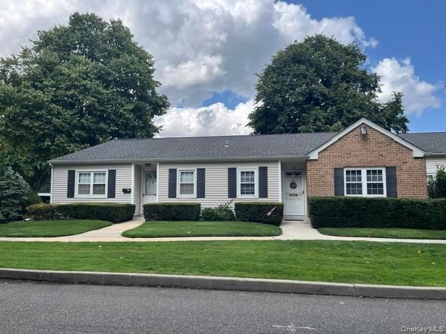 117 Harbor S, Amityville, NY 11701