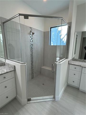 136 NW 29th PL, Cape Coral, FL 33993