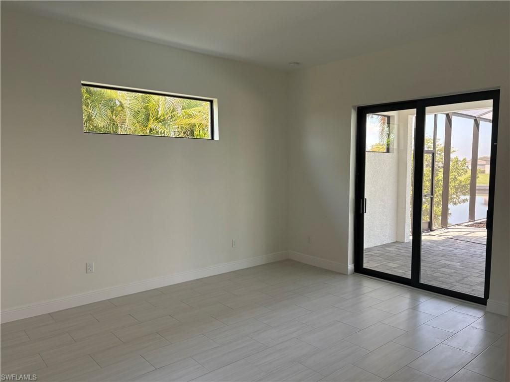 Image 18 of property listing at 136 NW 29th PL, Cape Coral, FL 33993