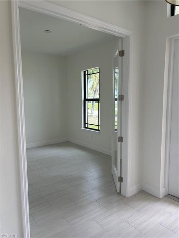 Image 21 of property listing at 136 NW 29th PL, Cape Coral, FL 33993