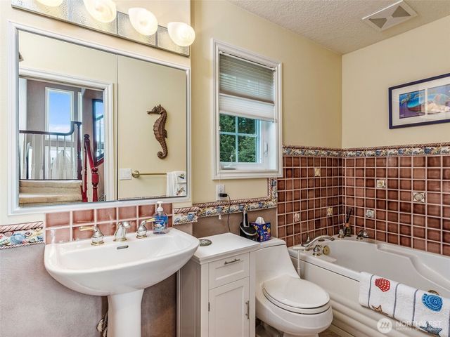 112 Wildwood Shores, Brinnon, WA 98320