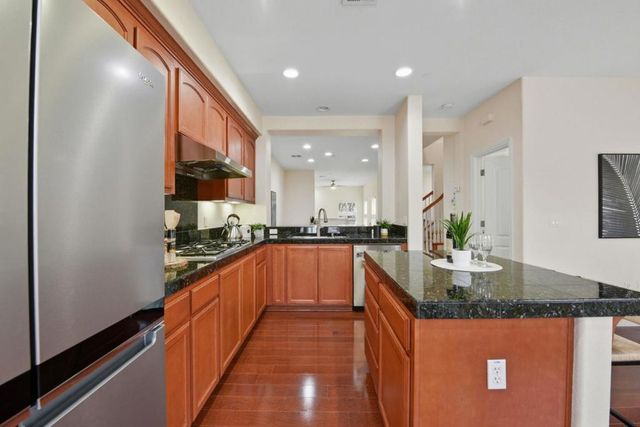 48962 Woodgrove, Fremont, CA 94539