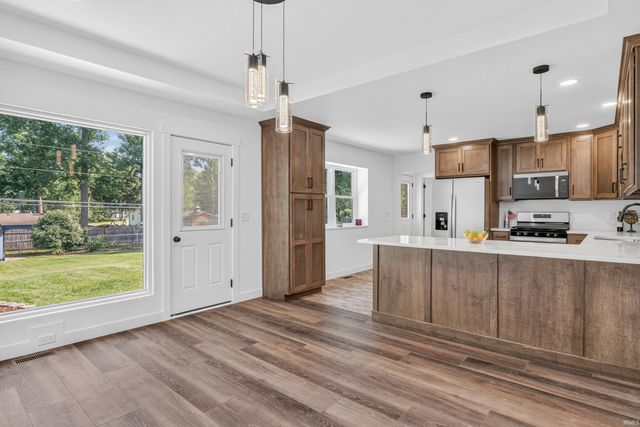 4019 Dalewood Drive, Fort Wayne, IN 46815