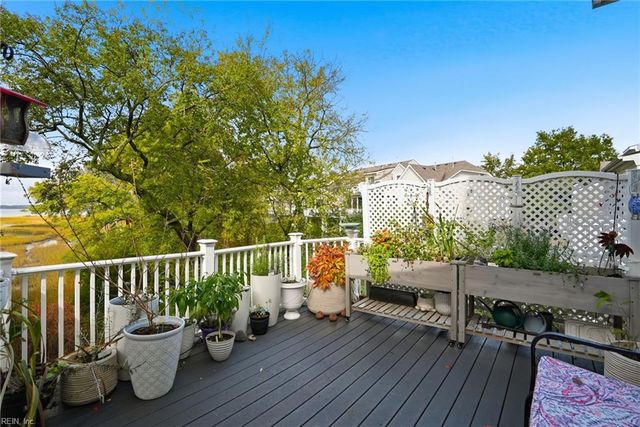 3046 Bay Shore LN, Suffolk, VA 23435