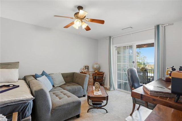 3046 Bay Shore LN, Suffolk, VA 23435