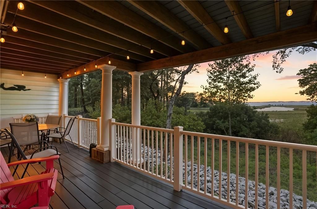 3046 Bay Shore LN, Suffolk, VA 23435