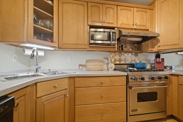 1402 Wood Street, Valparaiso, IN 46383