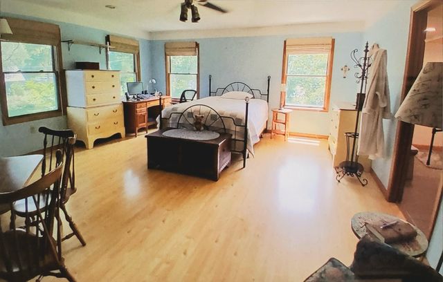 1402 Wood Street, Valparaiso, IN 46383