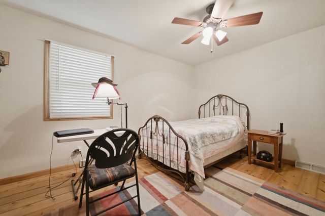 1402 Wood Street, Valparaiso, IN 46383
