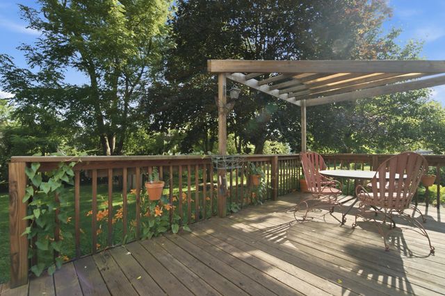 1402 Wood Street, Valparaiso, IN 46383