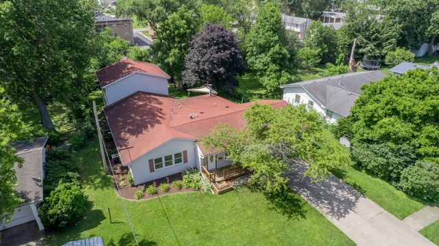 1402 Wood Street, Valparaiso, IN 46383