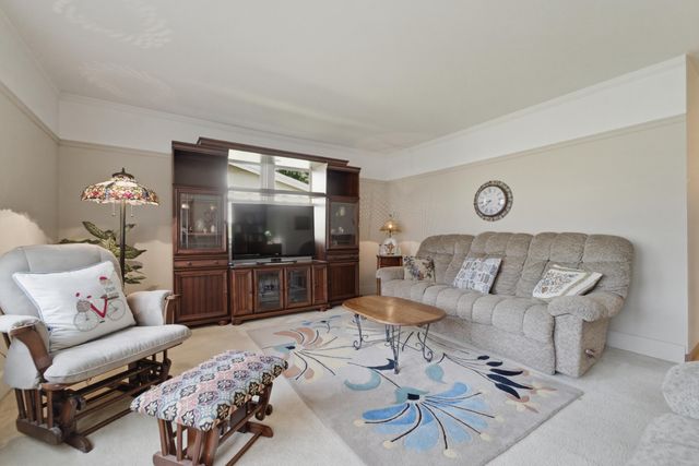 1402 Wood Street, Valparaiso, IN 46383