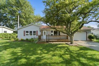 1402 Wood Street, Valparaiso, IN 46383