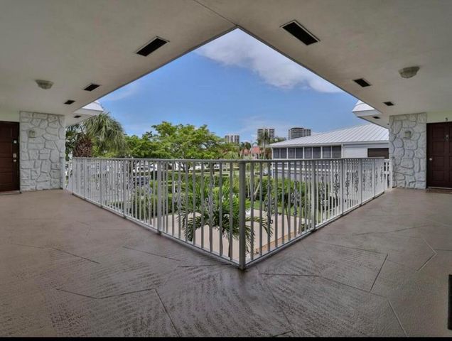 118 Yacht Club Drive 7, North Palm Beach, FL 33408