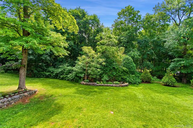 736 Croton Lake Road, Bedford Corners, NY 10549
