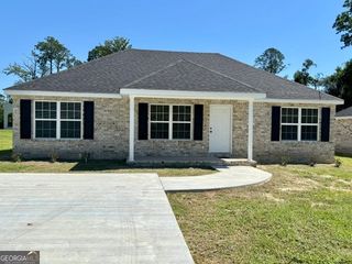 302 E 6th Street, Vidalia, GA 30474