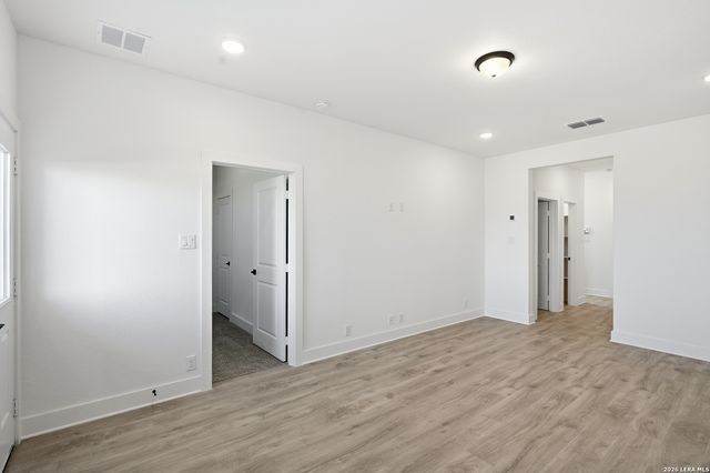 2218 Briggs Summit, San Antonio, TX 78245