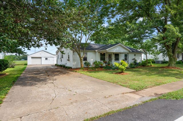 345 Portland Blvd, Portland, TN 37148