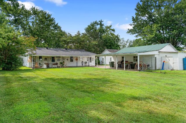 345 Portland Blvd, Portland, TN 37148