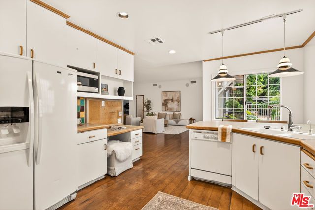 1377 Preston Way, Venice (los Angeles), CA 90291